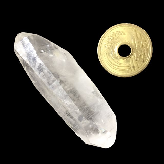 クォーツ水晶(Quartz)ポイント原石