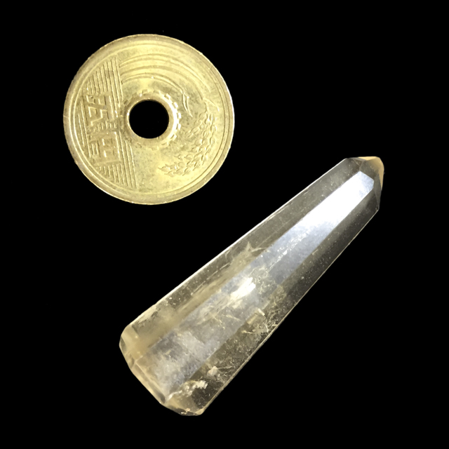 クォーツ水晶(Quartz)ポイント原石