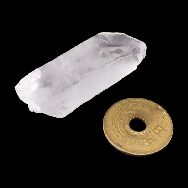 ライトニングクォーツ(lightning quartz)ポイント原石