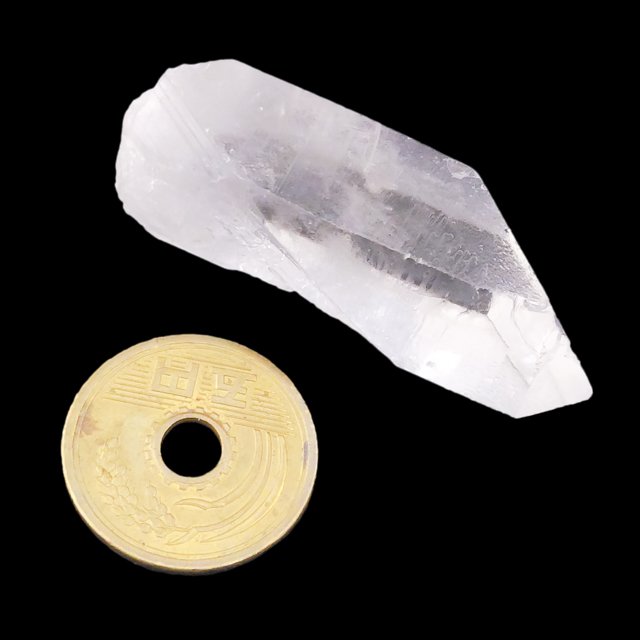 クォーツ水晶(Quartz)ポイント原石