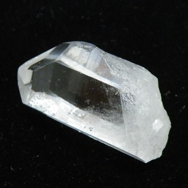 クォーツ水晶(Quartz)ポイント原石