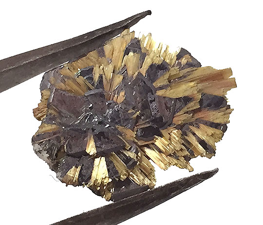   `w}^CgiRutile Hematitej