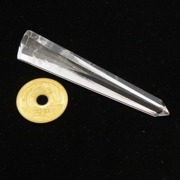 クォーツ水晶(Quartz)ポイント原石