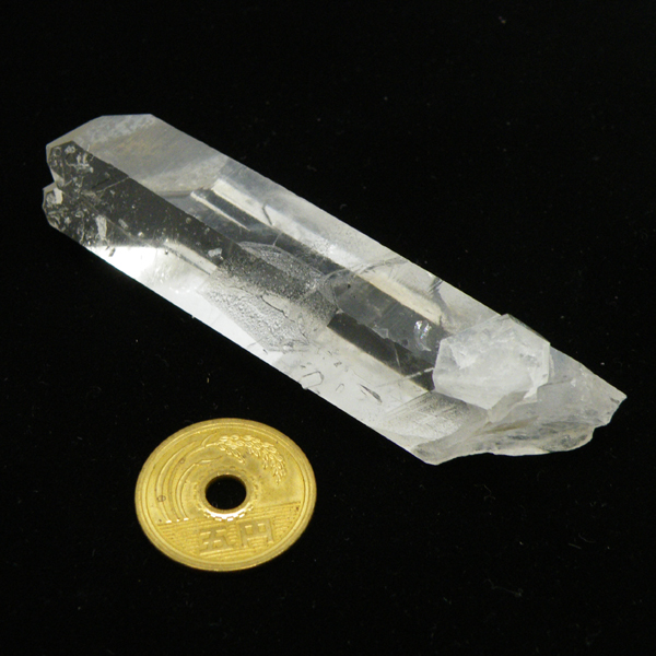 クォーツ水晶(Quartz)ポイント原石