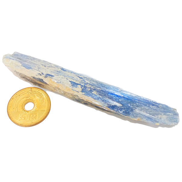 カイヤナイト(Kyanite) 原石