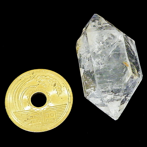  萅(Water quartz)|Cg