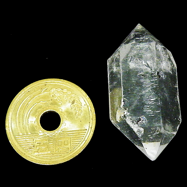 水入り水晶(Water quartz)ポイント原石