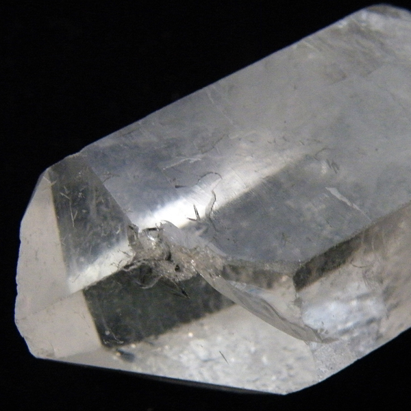 クォーツ水晶(Quartz)ポイント原石