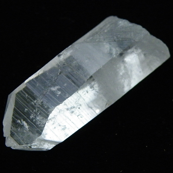 クォーツ水晶(Quartz)ポイント原石