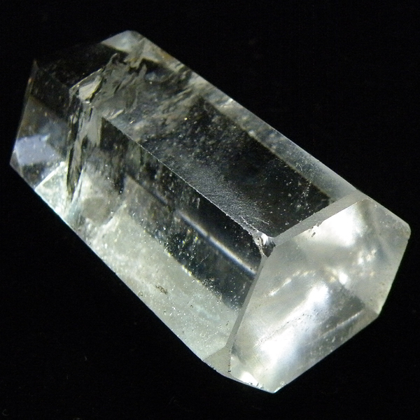 クォーツ水晶(Quartz)ポイント原石