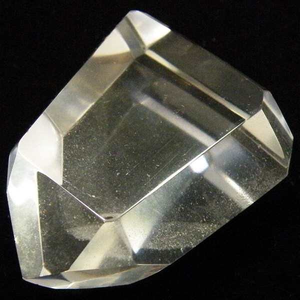 クォーツ水晶(Quartz)ポイント原石