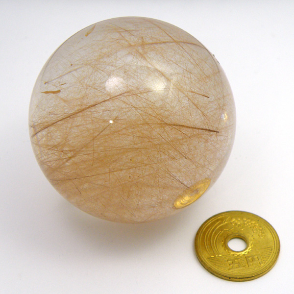 ルチルクォーツ(Rutile quartz)丸玉