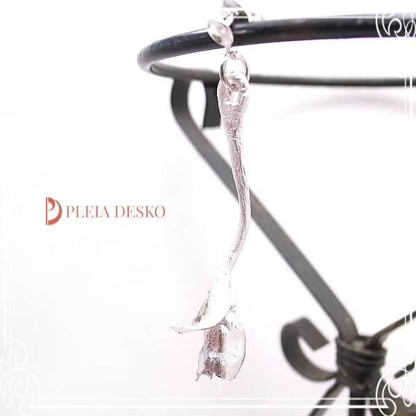 PLEIA DESKO [ vA fXR[ ]