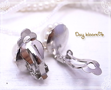 Day bloom -Accessories for brides-