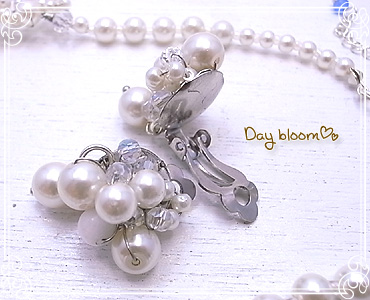Day bloom -Accessories for brides-