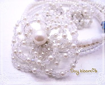 Day bloom -Accessories for brides-