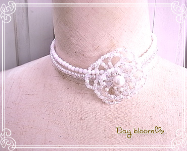 Day bloom -Accessories for brides-