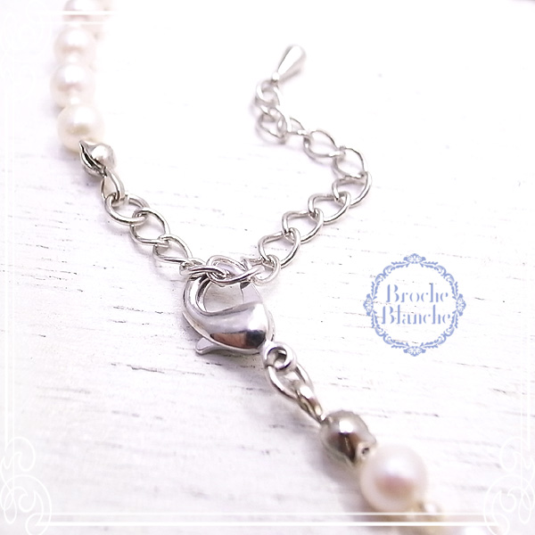 Broche Blanche [ ubV uV ]