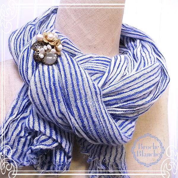 Broche Blanche [ ubV uV ]