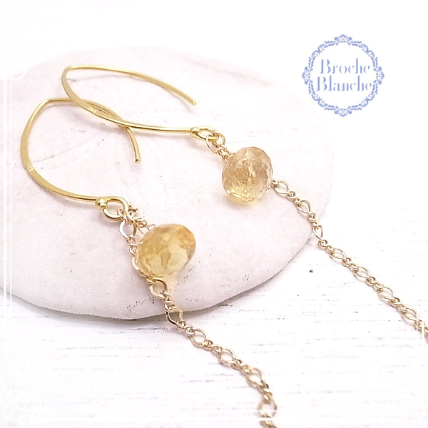 Broche Blanche [ ubV uV ]