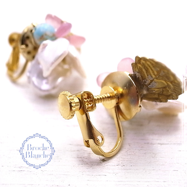 Broche Blanche [ ubV uV ]