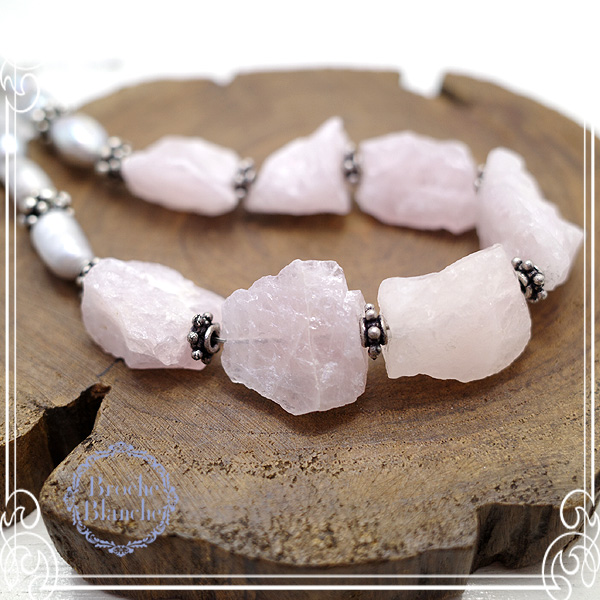 Broche Blanche [ ubV uV ]