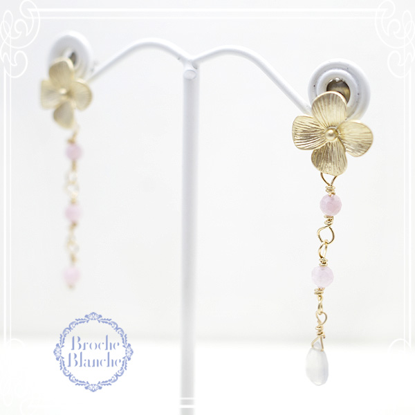 Broche Blanche [ ubV uV ]