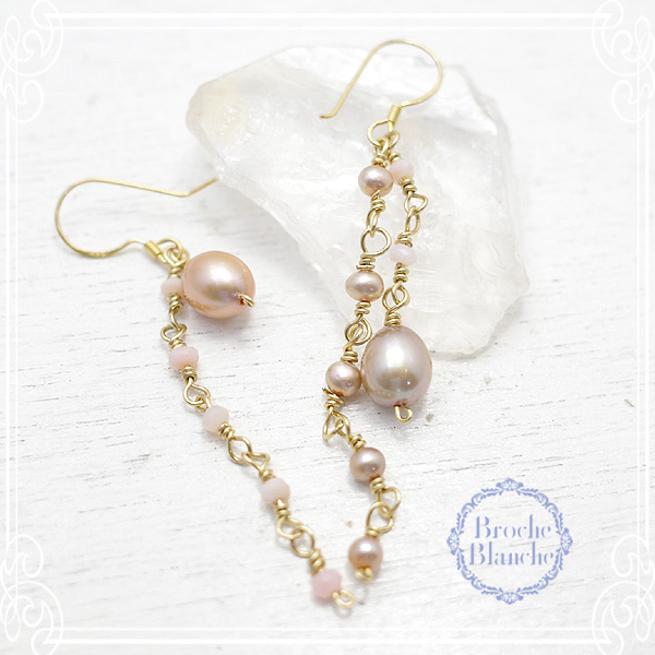 Broche Blanche [ ubV uV ]
