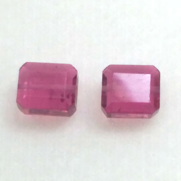 sNg}iPink tourmaline) VR΃r[Y ̔