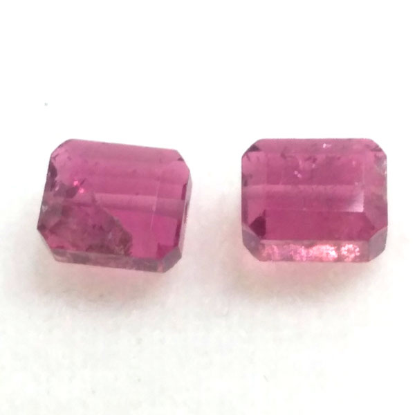 sNg}iPink tourmaline) VR΃r[Y ̔