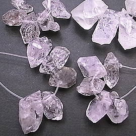 ラフロッククリスタル水晶(rough quartz)