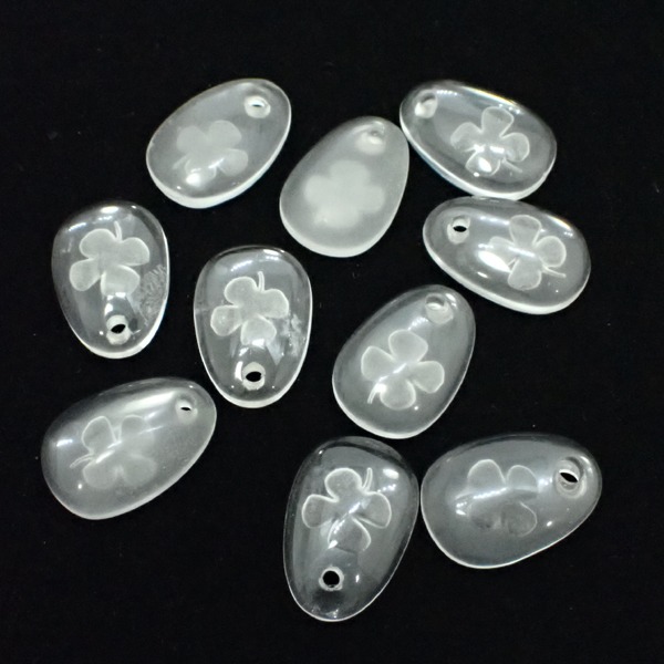 �`�V�R�΃p�[�c�@�N���X�^���N�H�[�c�`