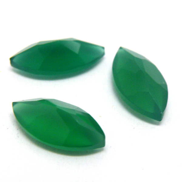 グリーンアゲート(Green Agate) 天然石 ルース