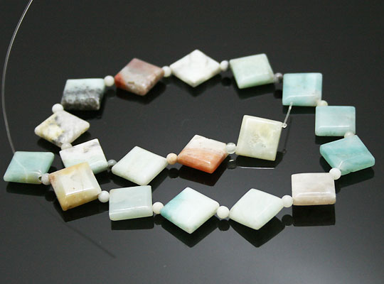 アマゾナイト(Amazonite) スクエアビーズ