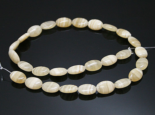 アラゴナイト(Aragonite)オーバルビーズ