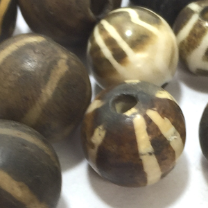アンティークビーズ(Antique beads)/ヴィンテージビーズ(vintage beads)