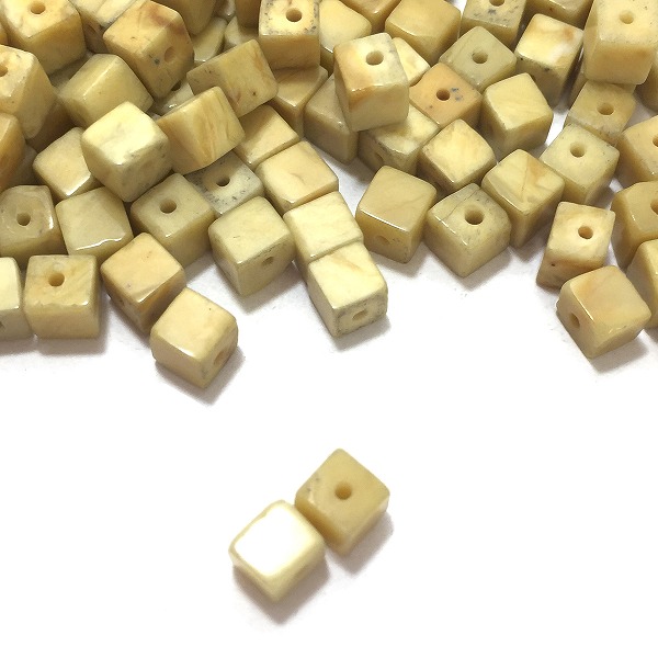アンティークビーズ(Antique beads)/ヴィンテージビーズ(vintage beads)