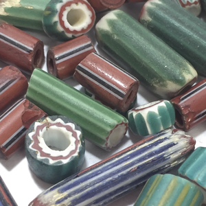 アンティークビーズ(Antique beads)/ヴィンテージビーズ(vintage beads)