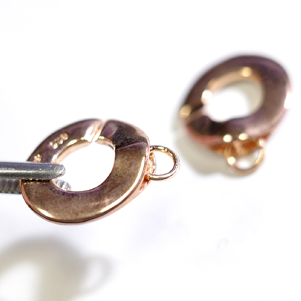 �V���o�[�N���X�v