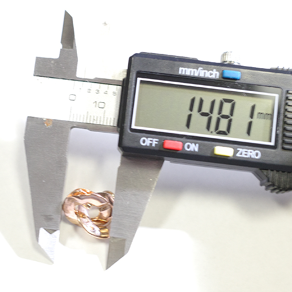 �V���o�[�N���X�v