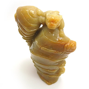 イエロージェイド翡翠(黄玉)