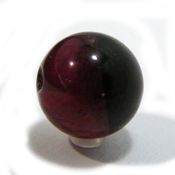 ウオーターメロントルマリン(Watermelon tourmaline)