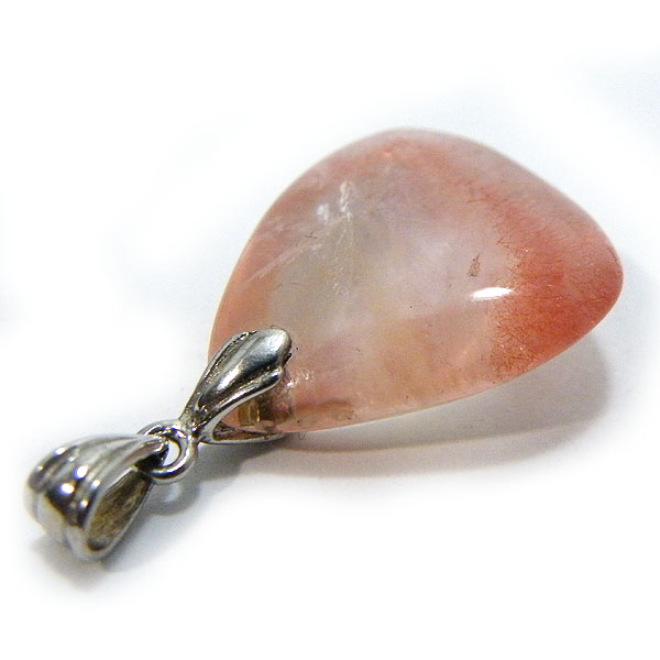ストロベリークォーツ(Strawberry quartz)アクセサリー