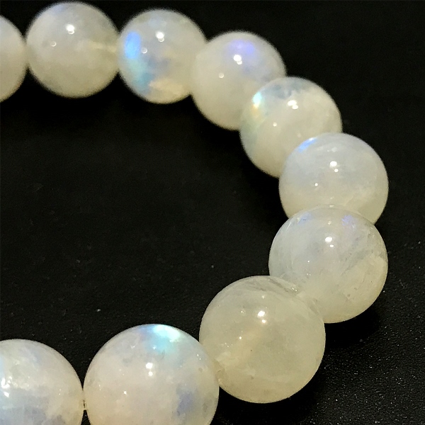 ホワイトラブラドライト(White labradorite)アクセサリー