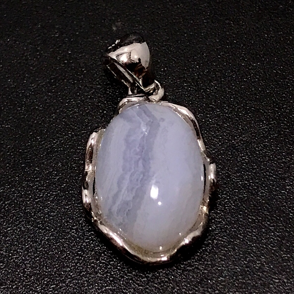 ブルーレースアゲート(Bluelace agate)アクセサリー