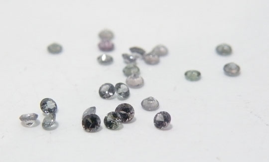 ガーネット(Garnet) カラーチェンジ 1点物ルース裸石