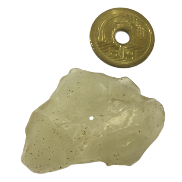 リビアングラス(Libyan glass)原石