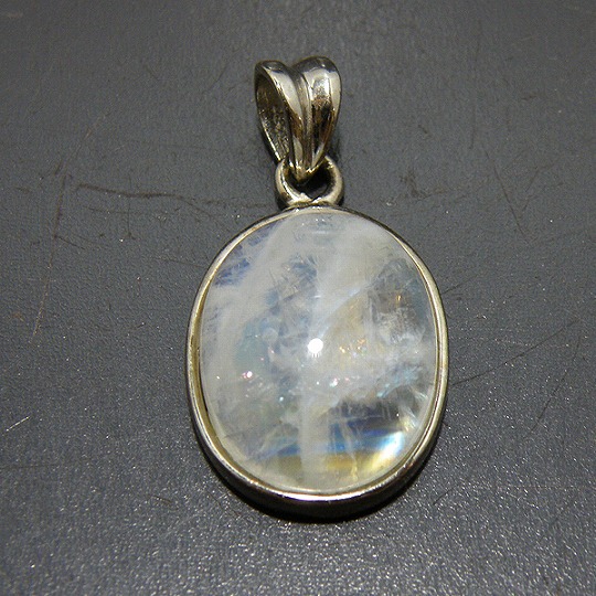 レインボームーンストーン(Rainbow Moonstone)アクセサリー