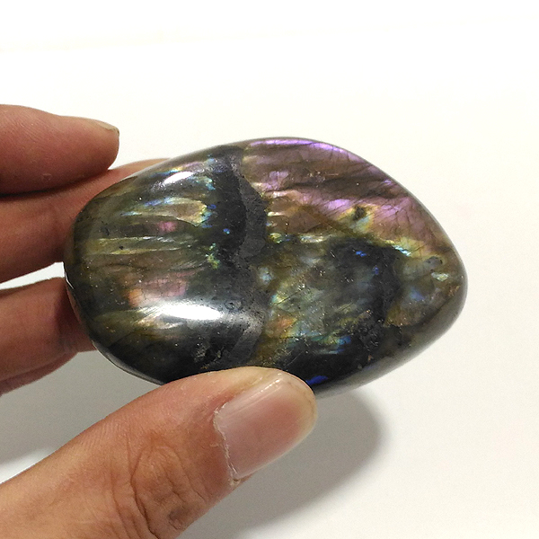 uhCg(Labradorite)