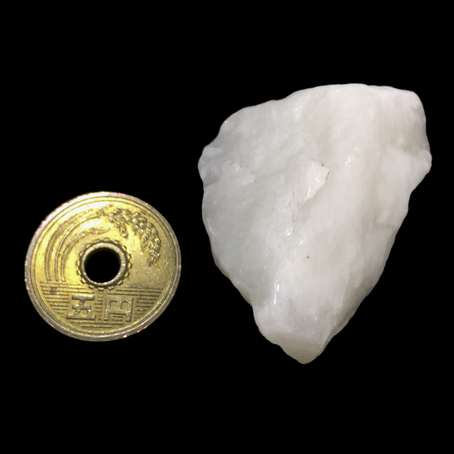  zCgJTCg(White calcite)